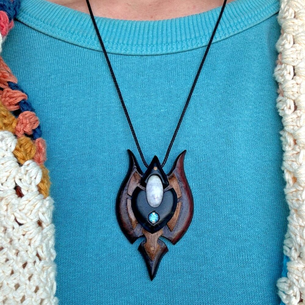 Handmade Nature Pendant Aquamarine Artisan Rosewood Wood Gemstone Necklace